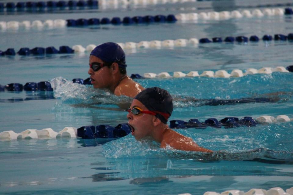 natación2 Abre el serial de natación el sábado en el GUM