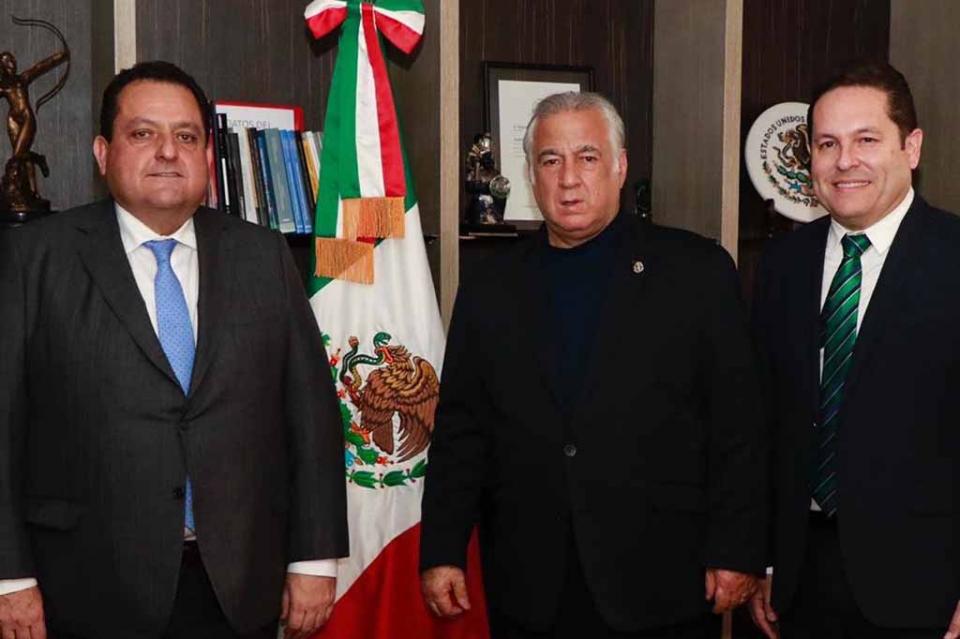 Suman esfuerzos gobierno del estado y federación para el desarrollo turístico de BCS Suman esfuerzos gobierno del estado y federación para el desarrollo turístico de BCS