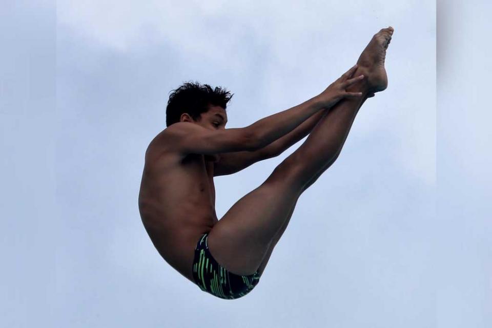 Buscan clavadistas sudcalifornianos asegurar lugar en la olimpiada nacional Buscan clavadistas sudcalifornianos asegurar lugar en la olimpiada nacional