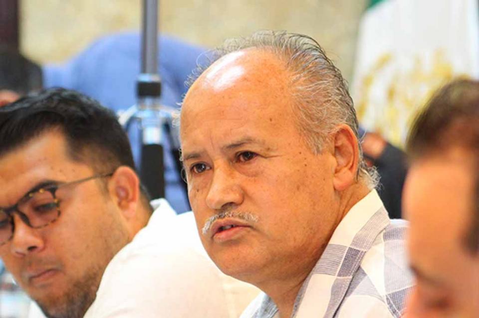 Urgente sesione Cabildo cabeño para sumar esfuerzos en esta etapa de contingencia: regidor Héctor Torres Puede haber diferencias en Cabildo pero no hay nada personal, refiere el regidor Héctor Torres