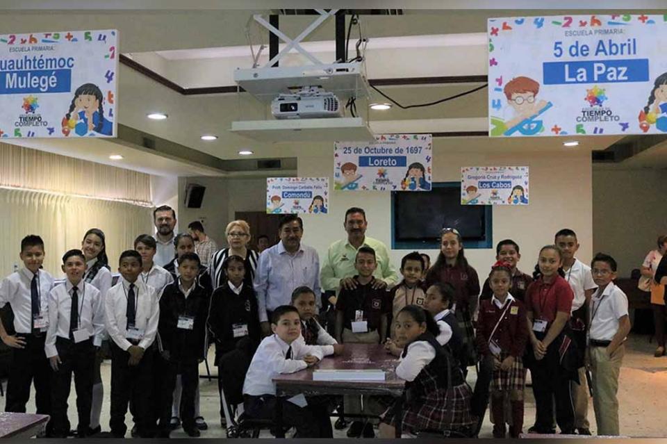 Mediante concursos se promueve el aprendizaje de matemáticas Mediante concursos se promueve el aprendizaje de matemáticas