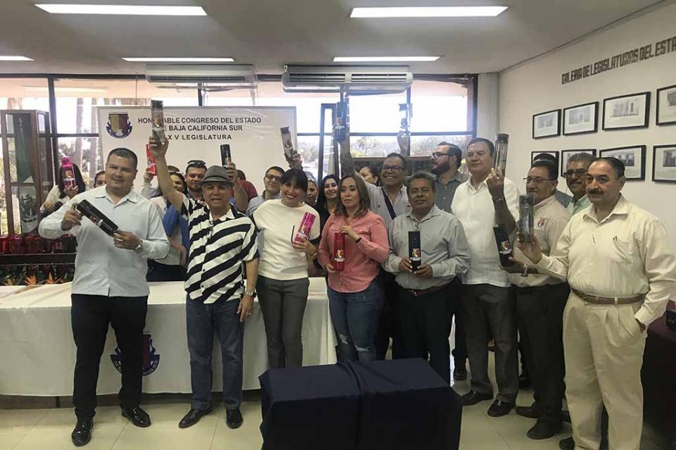 inicia programa Inicia hacia el interior del Congreso del Estado el programa “desplastifícate”