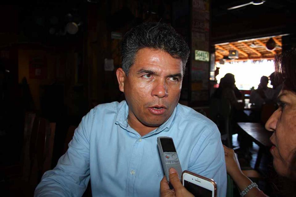 Solución a cortes criminales que ponen las vidas en riesgo en Corredor Turístico, demandará Colegio de Arquitectos al titular de la SCT Solución a cortes criminales que ponen las vidas en riesgo en Corredor Turístico, demandará Colegio de Arquitectos al titular de la SCT