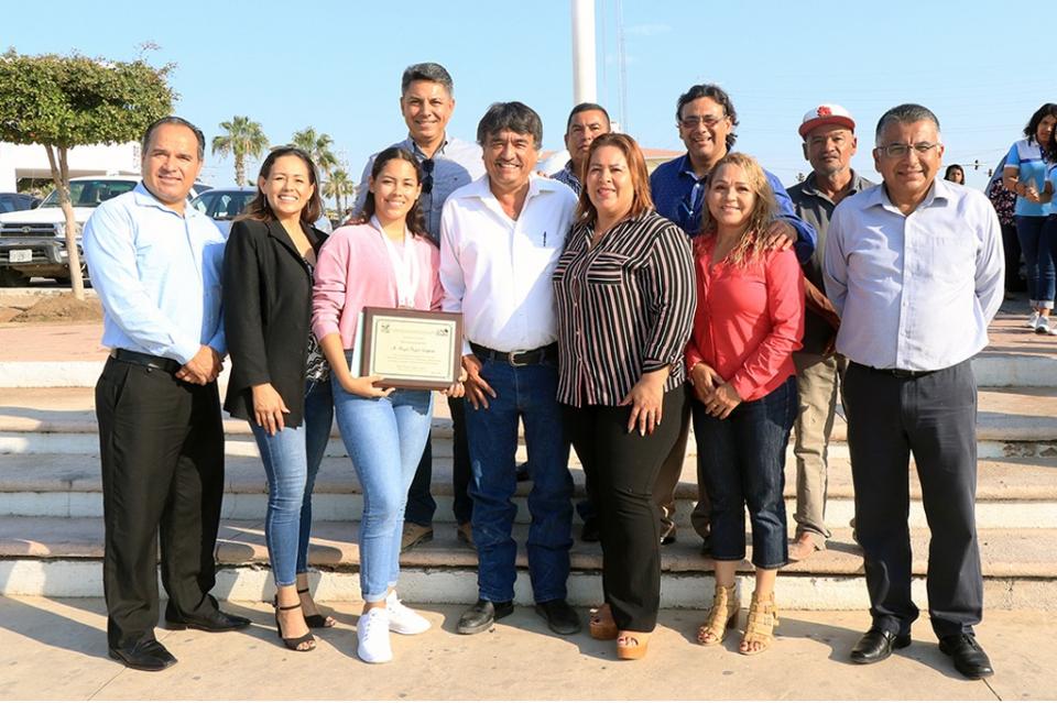 Reconocen a talentosa y destacada bailarina cabeña Reconocen a talentosa y destacada bailarina cabeña