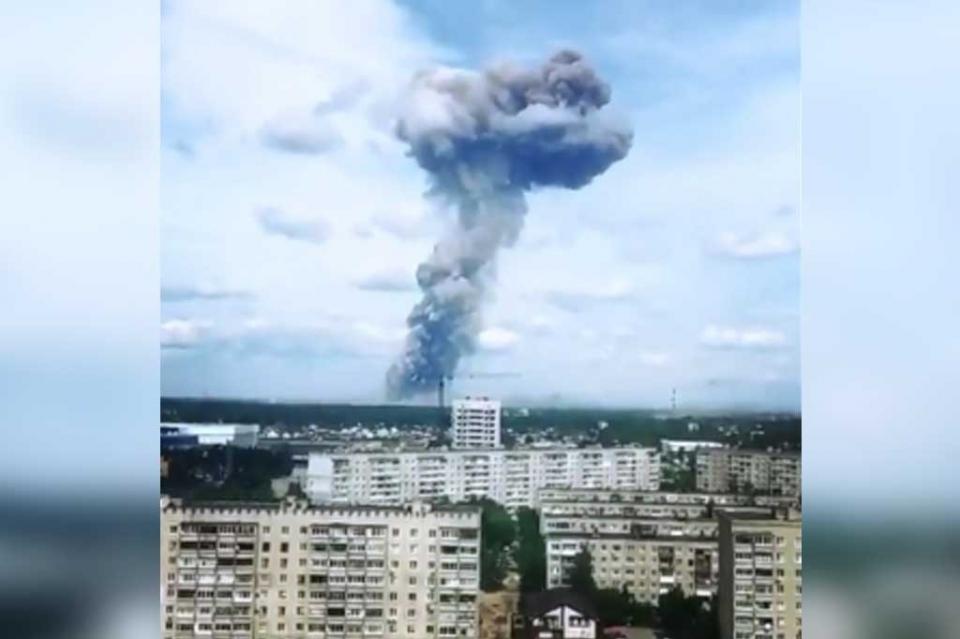Aumentan a 116 los heridos por explosiones en fábrica militar de Rusia Aumentan a 116 los heridos por explosiones en fábrica militar de Rusia