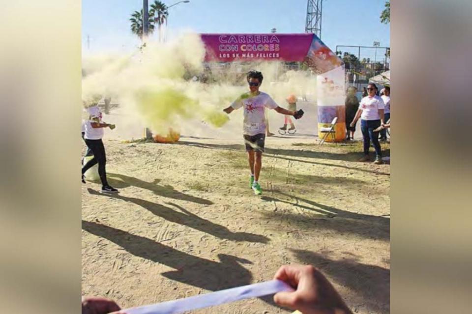 Todo listo para la Carrera con Colores a beneficio de Red Autismo y en honor a Lemonia Aretos Todo listo para la Carrera con Colores a beneficio de Red Autismo y en honor a Lemonia Aretos