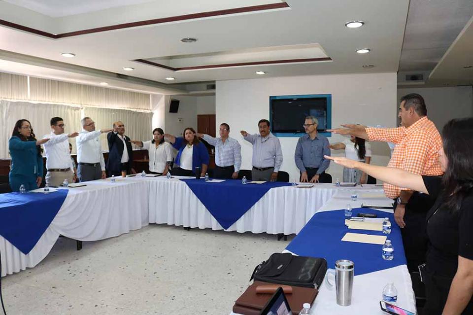 Rinde protesta Comité de Control Interno de la SEP Estatal Rinde protesta Comité de Control Interno de la SEP Estatal
