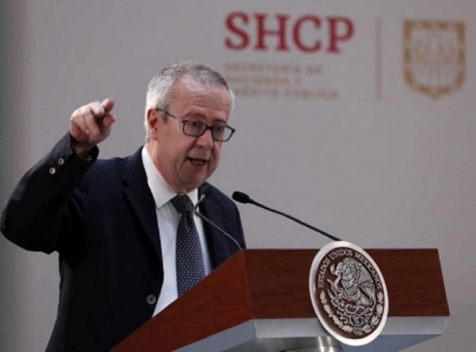 Anuncia Hacienda aumento de sueldo extra a burócratas de base Anuncia Hacienda aumento de sueldo extra a burócratas de base