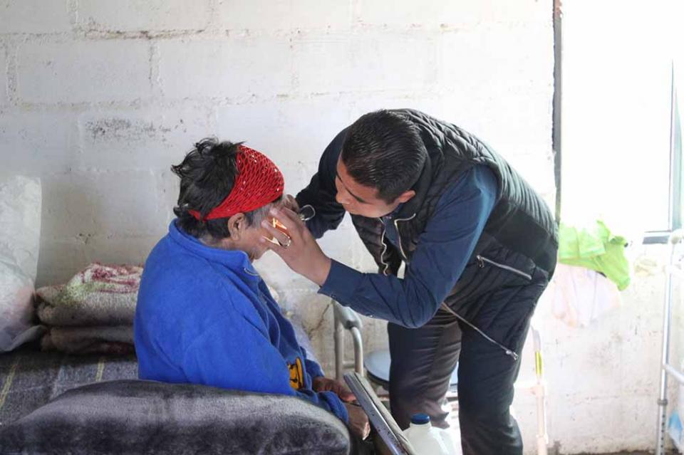 Realiza Gobierno Municipal visitas domiciliarias para atención médica a personas con discapacidad y adultos mayores Realiza Gobierno Municipal visitas domiciliarias para atención médica a personas con discapacidad y adultos mayores