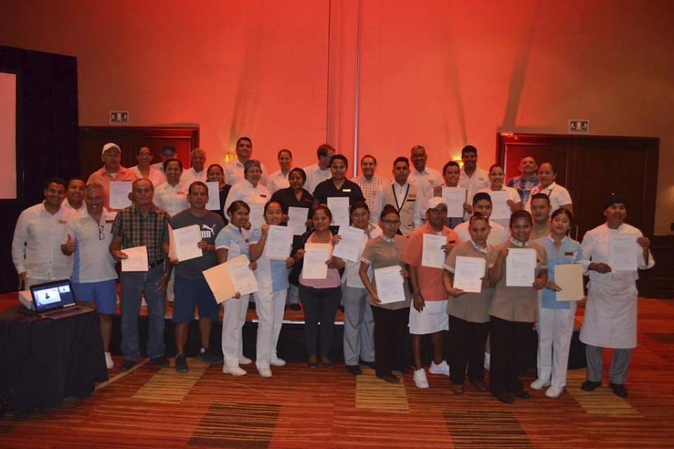 Logra la CROC “planta laboral” para 30 compañeros trabajadores en hotel Dreams Los Cabos Logra la CROC “planta laboral” para 30 compañeros trabajadores en hotel Dreams Los Cabos