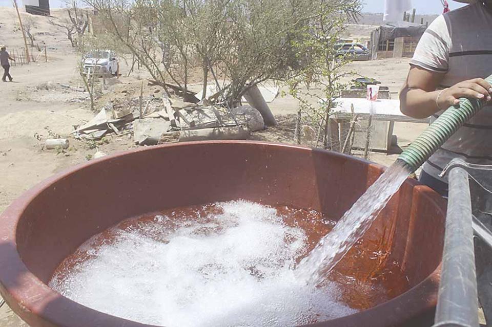 Desabasto de agua en CSL, genera serias afectaciones al gasto familiar, refieren afectados Desabasto de agua en CSL, genera serias afectaciones al gasto familiar, refieren afectados