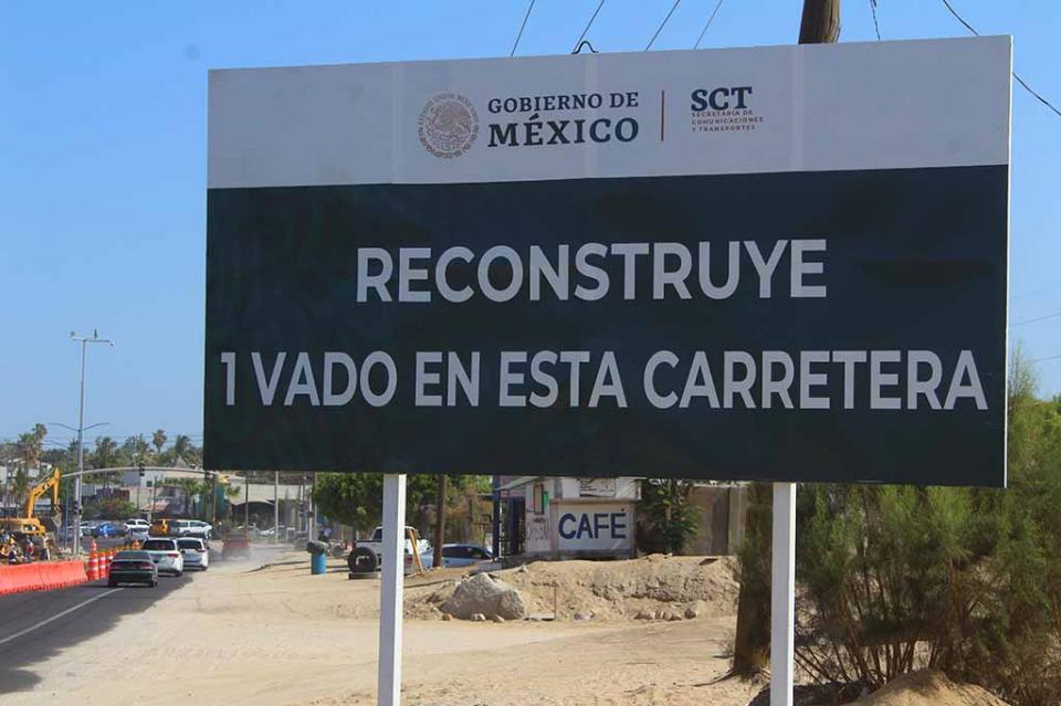Ciudadanos se quejan por la poca información en el inicio de la pavimentación del vado de El Zacatal- San José Viejo Ciudadanos se quejan por la poca información en el inicio de la pavimentación del vado de El Zacatal- San José Viejo