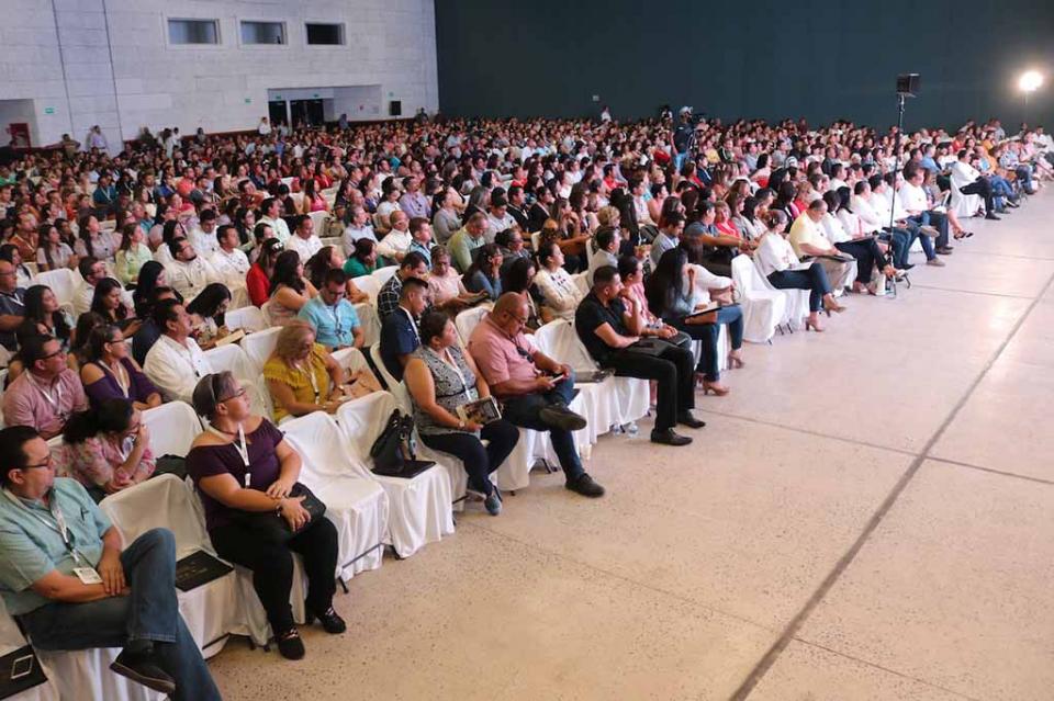BCS punta de lanza en capacitación de sus maestros: SEP BCS punta de lanza en capacitación de sus maestros: SEP