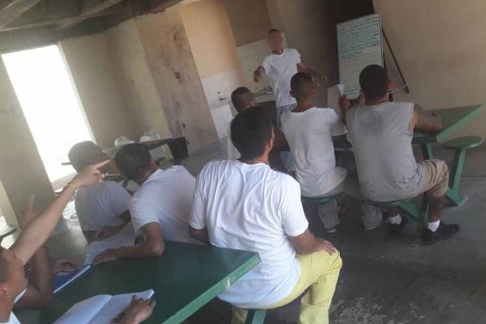 Reciben internos del Centro Penitenciario de San José capacitación en el idioma inglés Reciben internos del Centro Penitenciario de San José capacitación en el idioma inglés