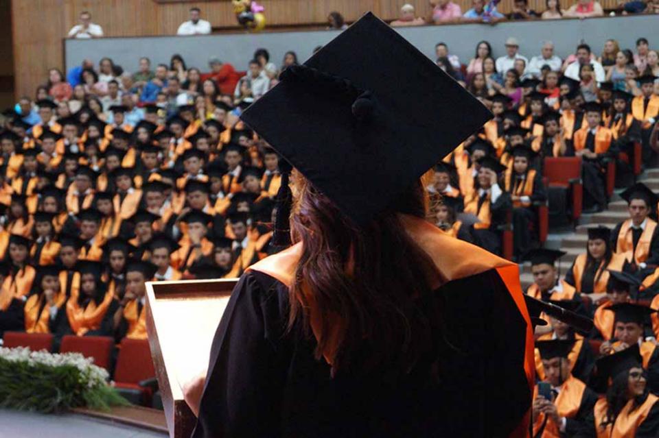 Anuncian programa de apoyo para la titulación universitaria Anuncian programa de apoyo para la titulación universitaria