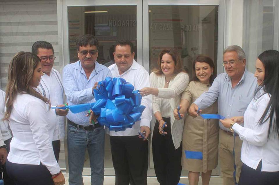 Asiste Carlos Mendoza al cambio de mando del Sector Naval e inaugura oficinas recaudadoras de Tesorería en CSL Asiste Carlos Mendoza al cambio de mando del Sector Naval e inaugura oficinas recaudadoras de Tesorería en CSL