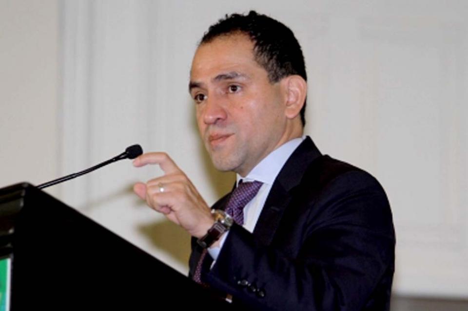 Hacienda trabajará en atender desigualdad del país Arturo Herrera Hacienda trabajará en atender desigualdad del país: Arturo Herrera