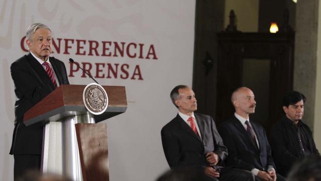 AMLO no descarta despenalización de drogas; "tenemos que analizarlo", dice Gobierno de México aprueba nuevas medidas de emergencia sanitaria por COVID-19