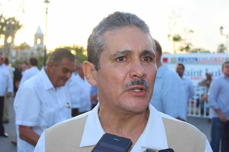 Que se atienda rápido el tema del suficiente abasto de energía eléctrica a BCS: Julio Castillo Que se atienda rápido el tema del suficiente abasto de energía eléctrica a BCS: Julio Castillo