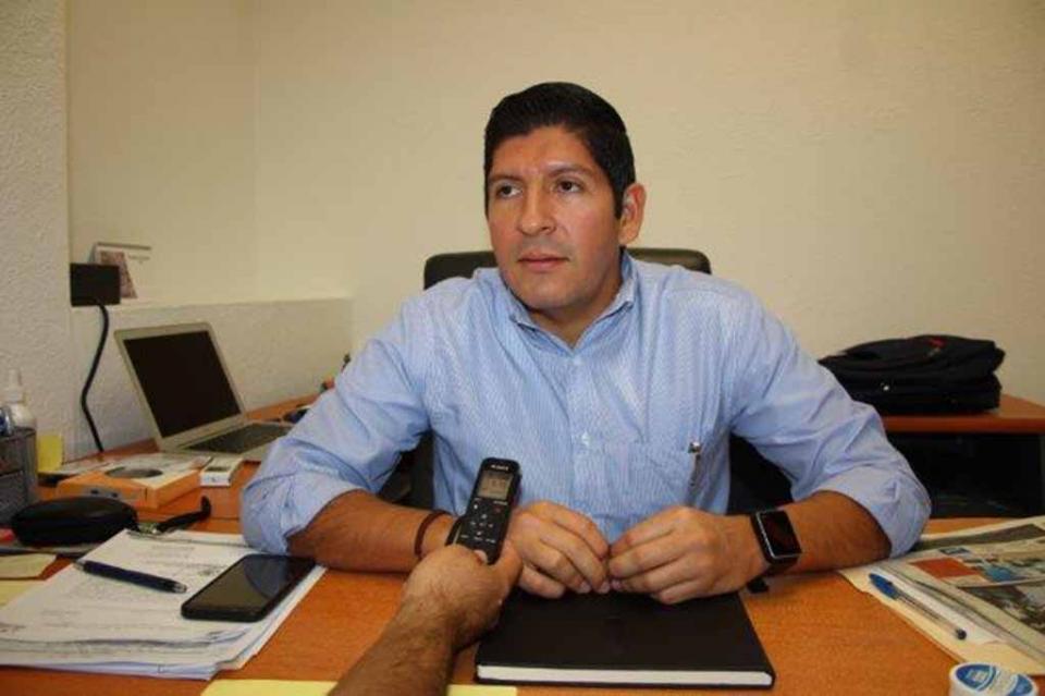 Mario Alejandro Fernández Briseño "En reunión con vecinos de Puerto Nuevo concluimos que se vote o no en Cabildo como prioridad la obra de protección, la Alcaldesa llevará a cabo acciones necesarias para poder prevenir afectaciones"