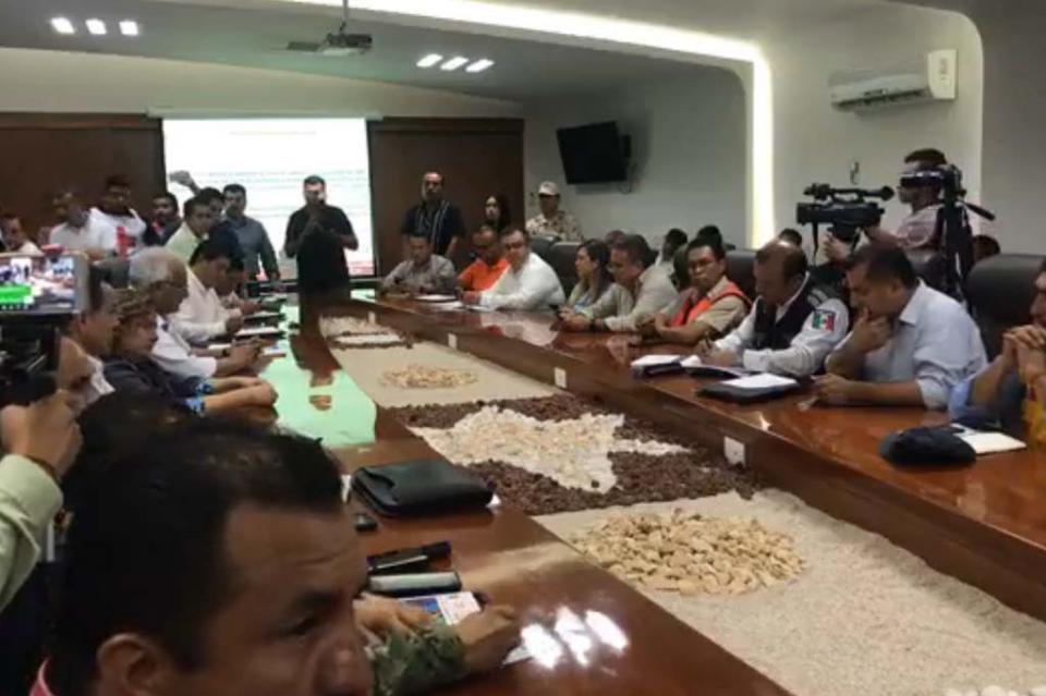 Prevén primeros efectos de Lorena la madrugada de este viernes en Los Cabos, informan en Consejo Municipal de Protección Civil Prevén primeros efectos de Lorena la madrugada de este viernes en Los Cabos, informan en Consejo Municipal de Protección Civil