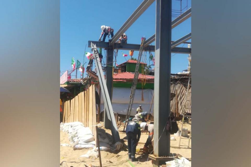 Suspende Protección Civil obra en restaurante de El Médano tras accidente que dejó tres heridos Suspende Protección Civil obra en restaurante de El Médano tras accidente que dejó tres heridos