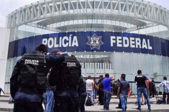 Policías federales alistan protesta en aeropuerto de Ciudad de México Policías federales alistan protesta en aeropuerto de Ciudad de México