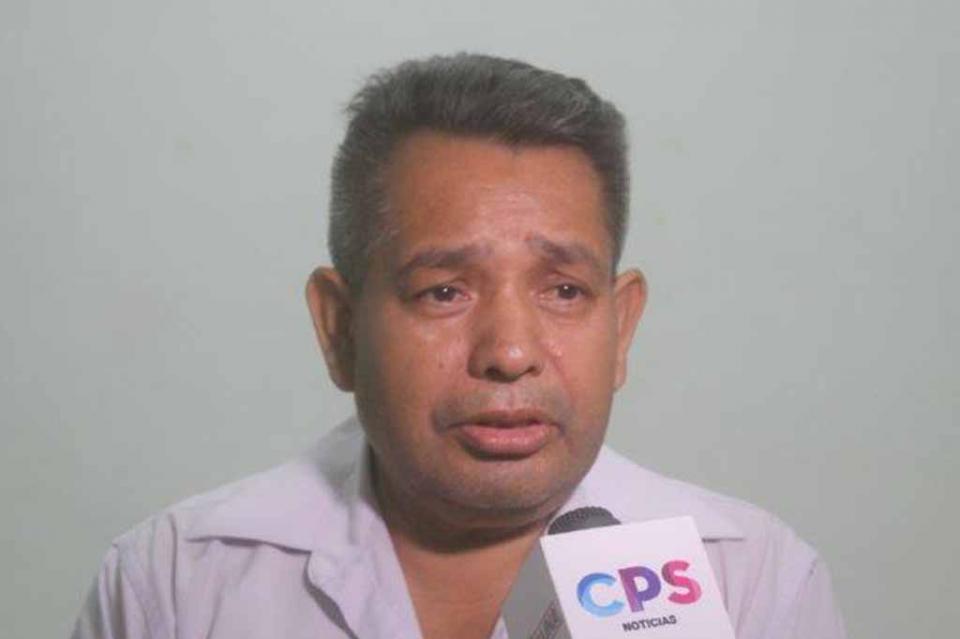 Hay más de 4 mil licencias con venta de alcohol en los diversos giros en Los Cabos, reveló Armando de la Cruz, líder de los Abarroteros Hay más de 4 mil licencias con venta de alcohol en los diversos giros en Los Cabos, reveló Armando de la Cruz, líder de los Abarroteros