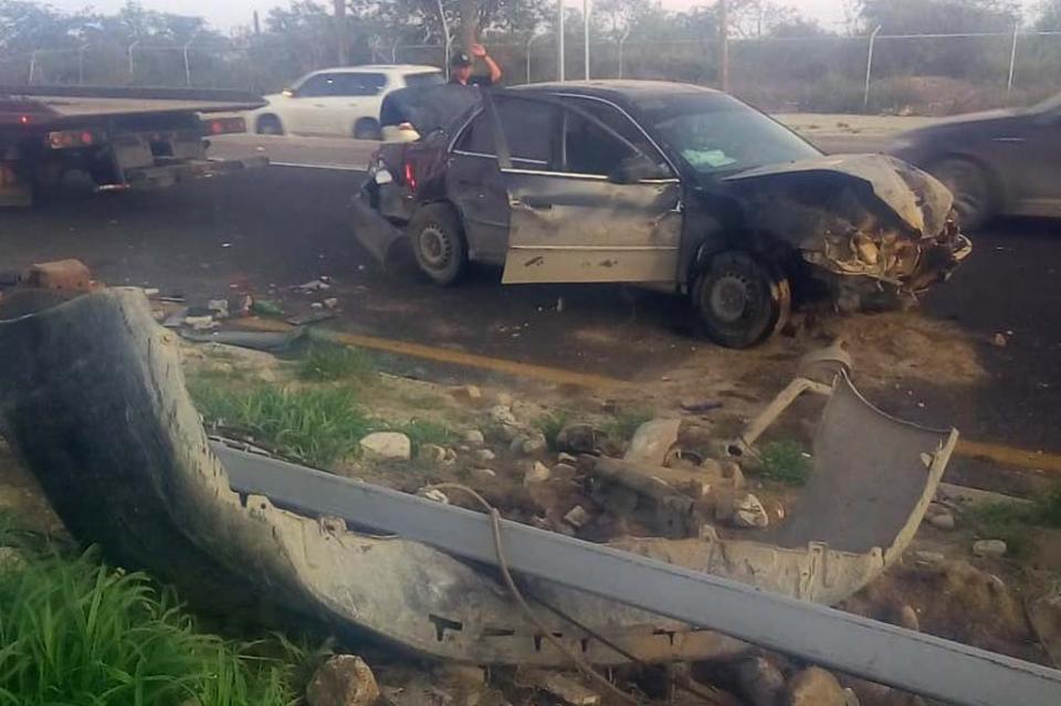 Volcadura frente a Costco deja saldo de un lesionado Volcadura frente a Costco deja saldo de un lesionado