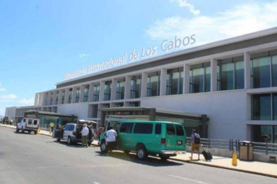 New Project - 2019-11-10T115327.953 No hubo afectaciones en vuelos de Los Cabos por breve cierre del Aeropuerto de la CDMX