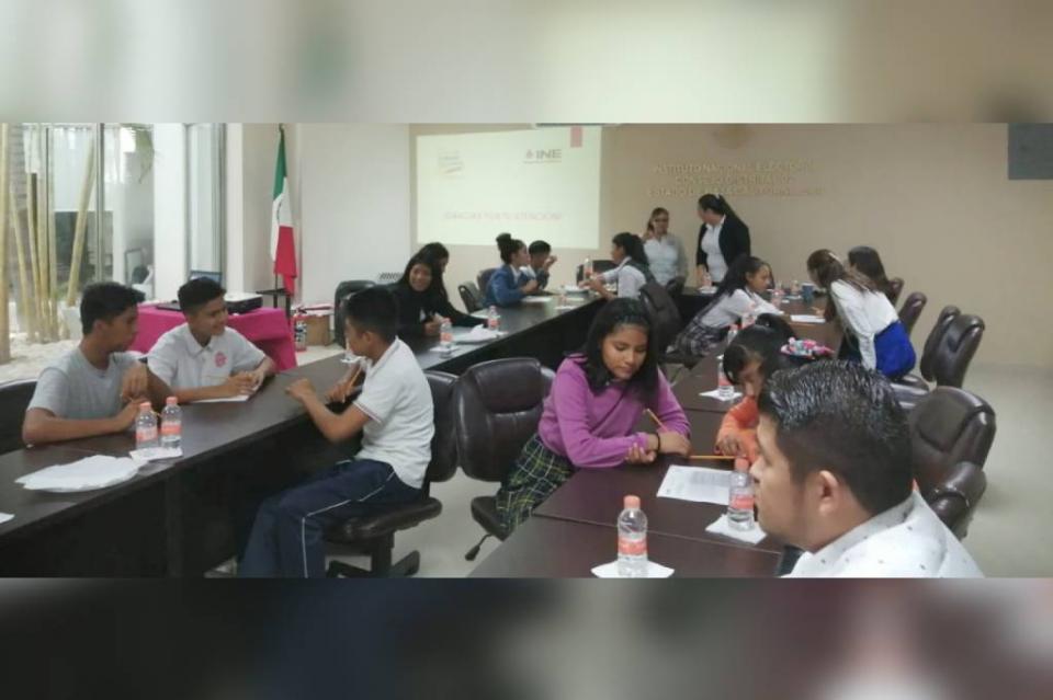 New Project - 2019-11-11T102619.100 Promueve DIF Los Cabos e INE mesas de análisis para escuchar a la juventud
