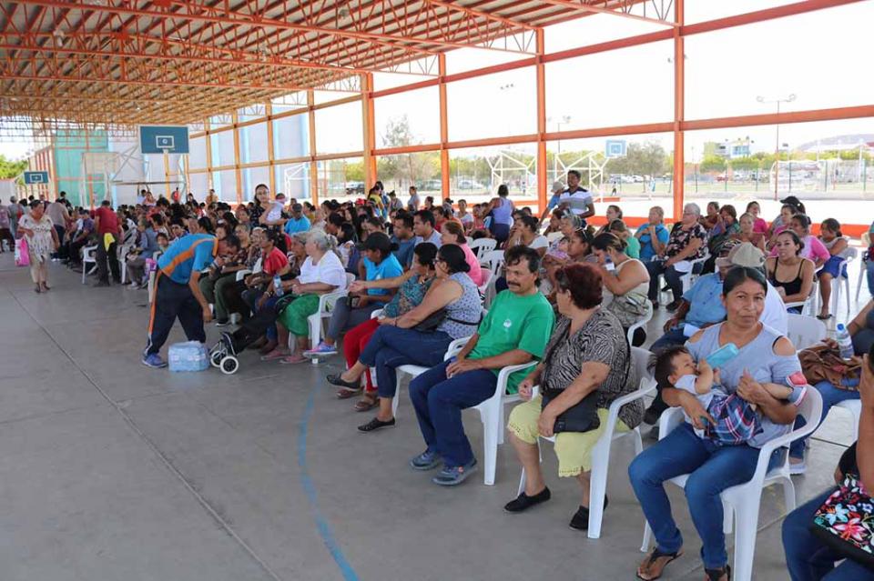 Programas de Desarrollo Social benefician a BCS Programas de Desarrollo Social benefician a BCS
