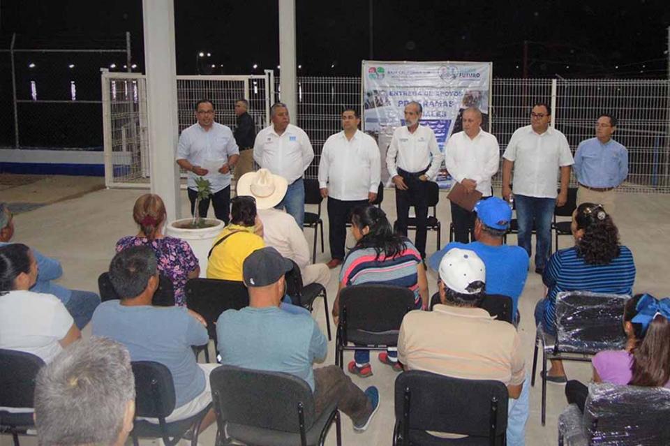 Programa de reparación de embarcaciones beneficia a familias del norte del estado Programa de reparación de embarcaciones beneficia a familias del norte del estado