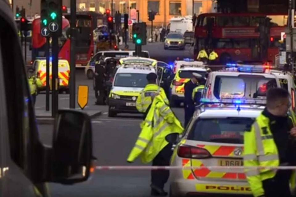 Un muerto y varios heridos en ataque en Puente de Londres Un muerto y varios heridos en ataque en Puente de Londres