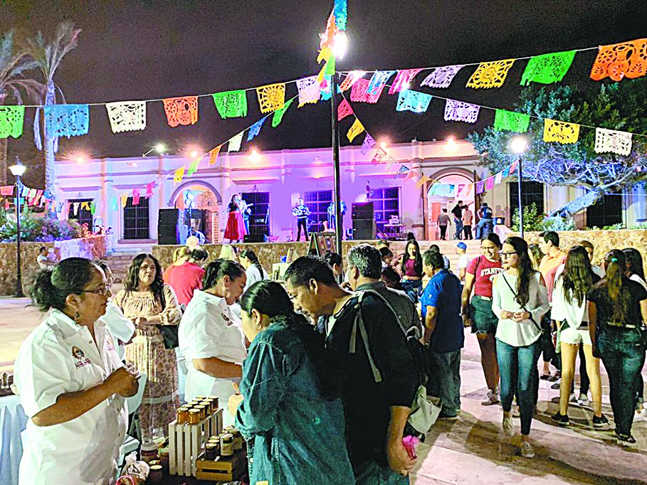 Gran fiesta y verbena en Viva Mi Plaza Gran fiesta y verbena en Viva Mi Plaza
