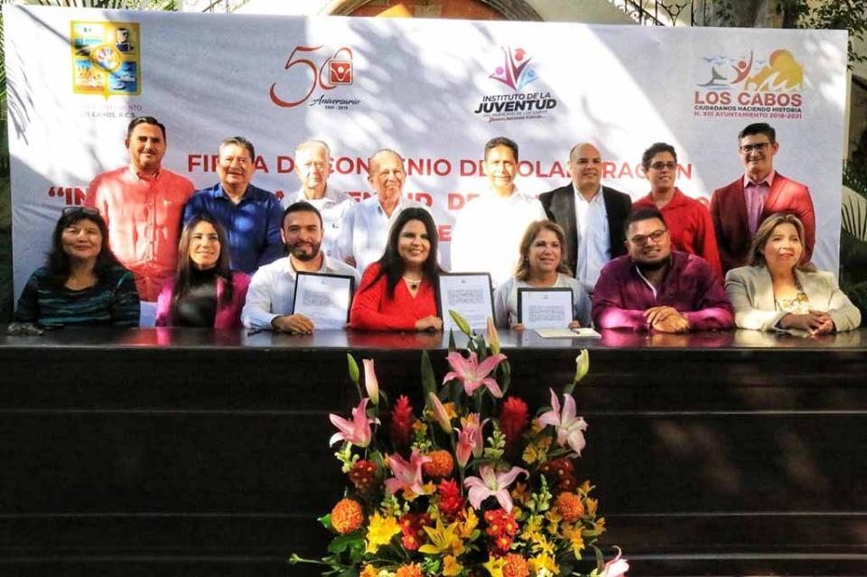 “Juntos Sociedad y Gobierno por un municipio libre de adicciones”Armida Castro Guzmán “Juntos Sociedad y Gobierno por un municipio libre de adicciones” Armida Castro Guzmán