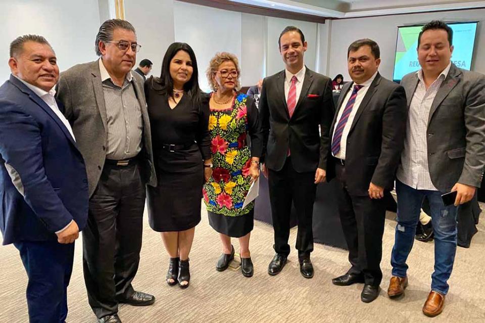 01 Participa Alcaldesa de Los Cabos en la reunión de la mesa directiva de la AALMAC Participa Alcaldesa de Los Cabos en la reunión de la mesa directiva de la AALMAC