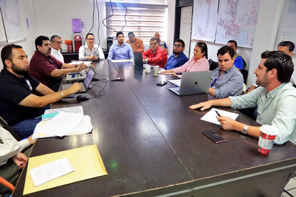 Preparan Gobierno Municipal y SEDATU obras de alumbrado y pavimentación en CSL Preparan Gobierno Municipal y SEDATU obras de alumbrado y pavimentación en CSL