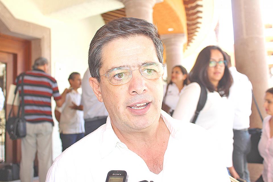No a la venta del pez dorado en restaurantes de Los Cabos: Enrique Fernández No a la venta del pez dorado en restaurantes de Los Cabos: Enrique Fernández