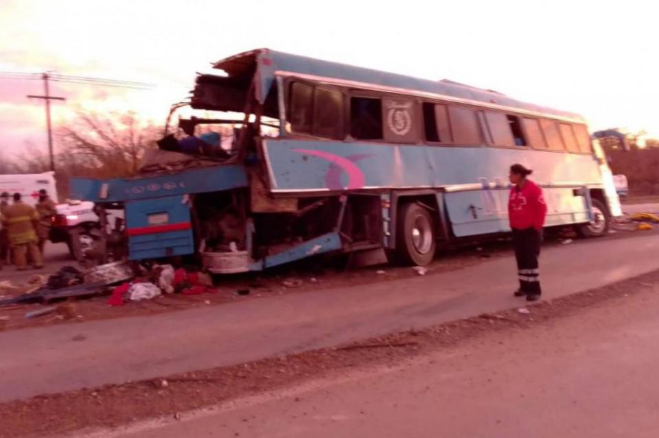 New Project - 2019-12-05T111131.040 Volcadura de camión deja 10 muertos en Chihuahua