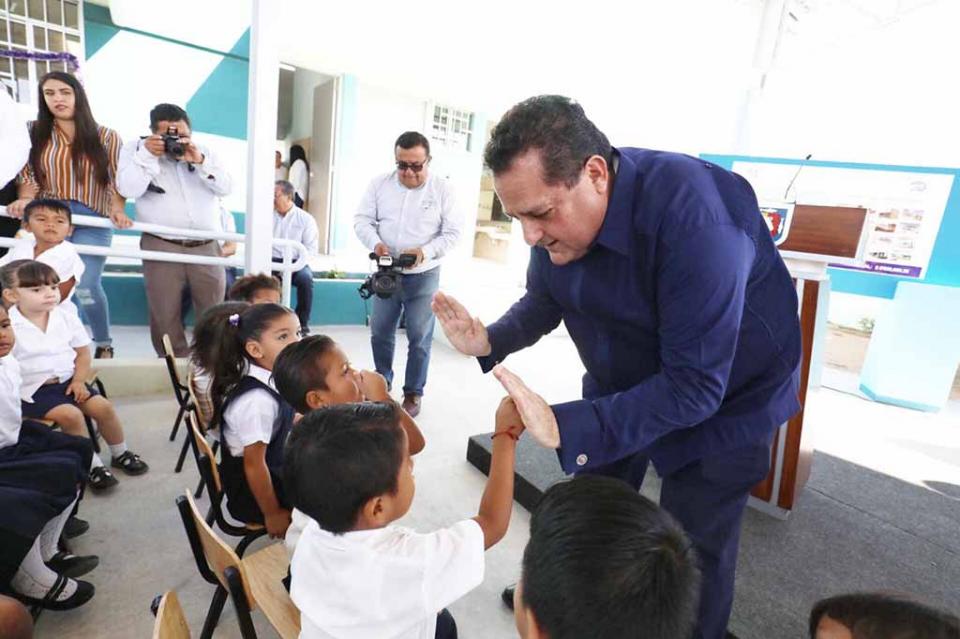 Entrega gobernador nuevo jardín de niños en Cabo San Lucas Entrega gobernador nuevo jardín de niños en Cabo San Lucas