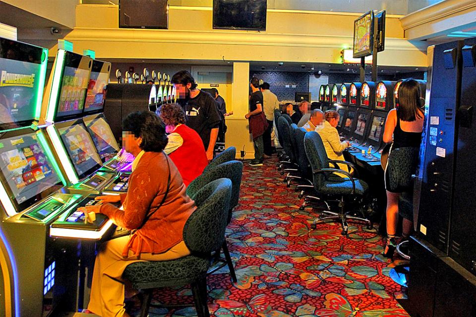 Imposible para Los Cabos contrarrestar los males de salud mental que ocasionan los casinos. “De regularse casinos en Los Cabos habría gran población que requeriría tratamiento mental, que el municipio no tiene”: Adán Monroy