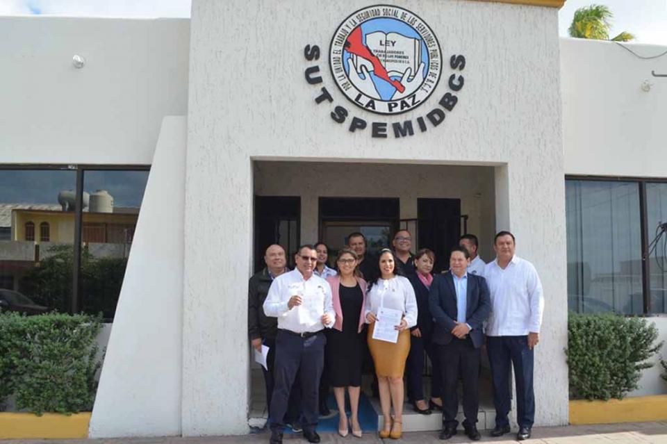 Instalan Congreso y Sindicato comisión mixta de seguridad e higieneON MIXTA S E H 4 Instalan Congreso y Sindicato comisión mixta de seguridad e higiene