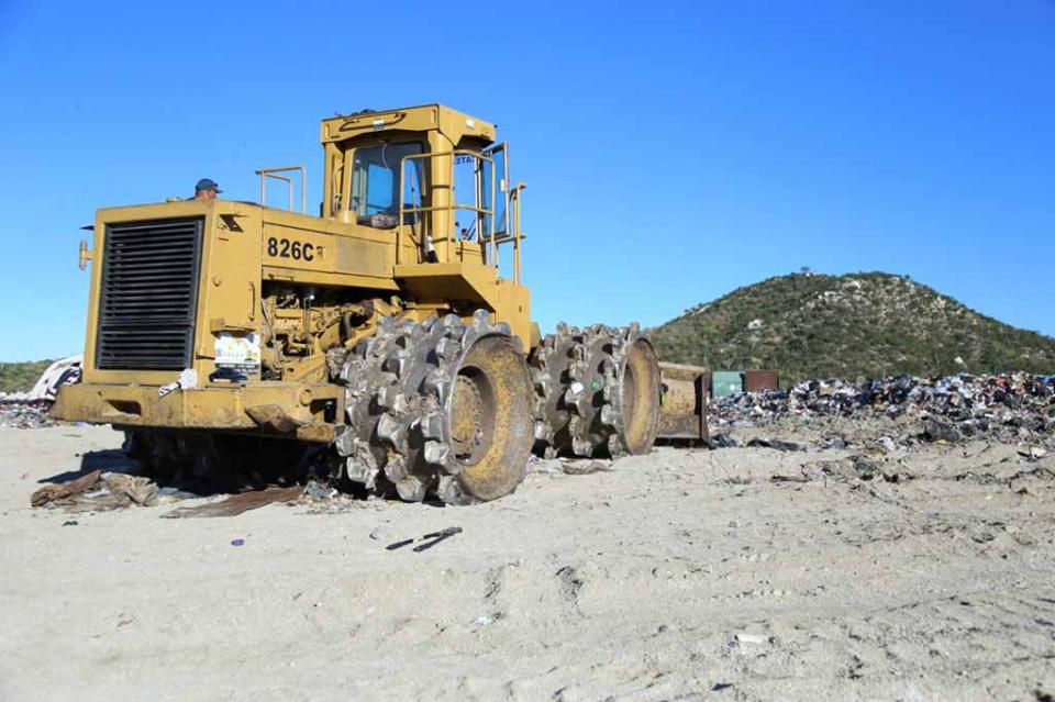 Servicios Públicos supervisa el mantenimiento del Relleno Sanitario en Cabo San Lucas Servicios Públicos supervisa el mantenimiento del Relleno Sanitario en Cabo San Lucas