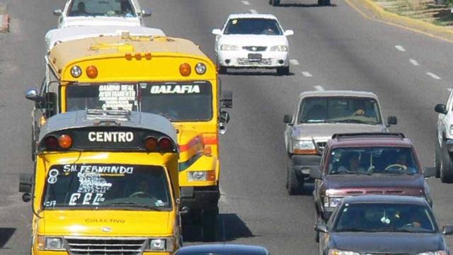 No habrá propuesta para alza en el servicio del transporte urbano y colectivo pero no lo descartan: Álvarez Quedará pendiente iniciativa de Ley de Movilidad: gobernador