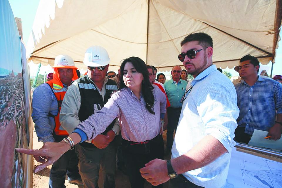 Supervisan avances de obras en CSL Supervisan avances de obras en CSL