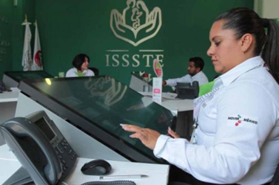 Capacita ISSSTE a su personal para mejorar el trato a derechohabientes Capacita ISSSTE a su personal para mejorar el trato a derechohabientes