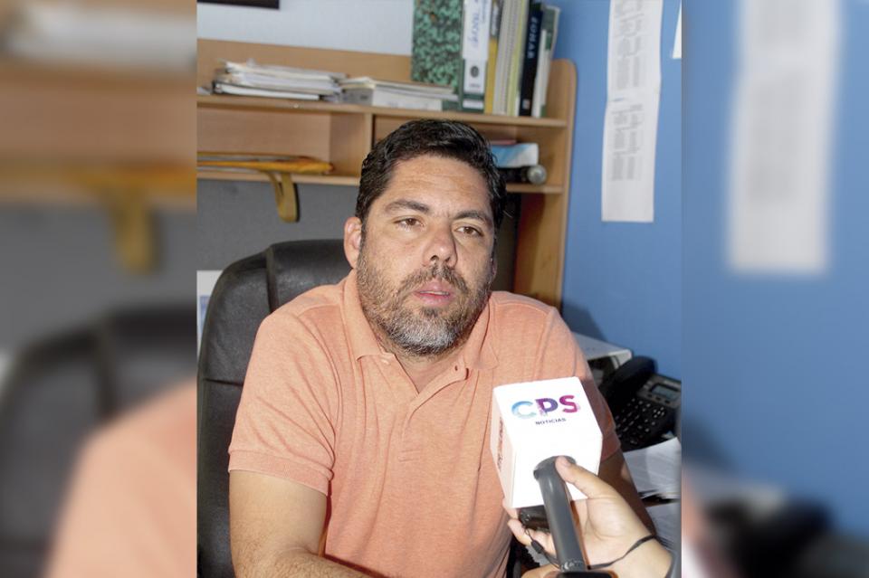 Talleres y capacitaciones realizó Ecología municipal en diferentes negocios para apegarse a la Ley Desplastifícate: Carlos López Talleres y capacitaciones realizó Ecología municipal en diferentes negocios para apegarse a la Ley Desplastifícate: Carlos López