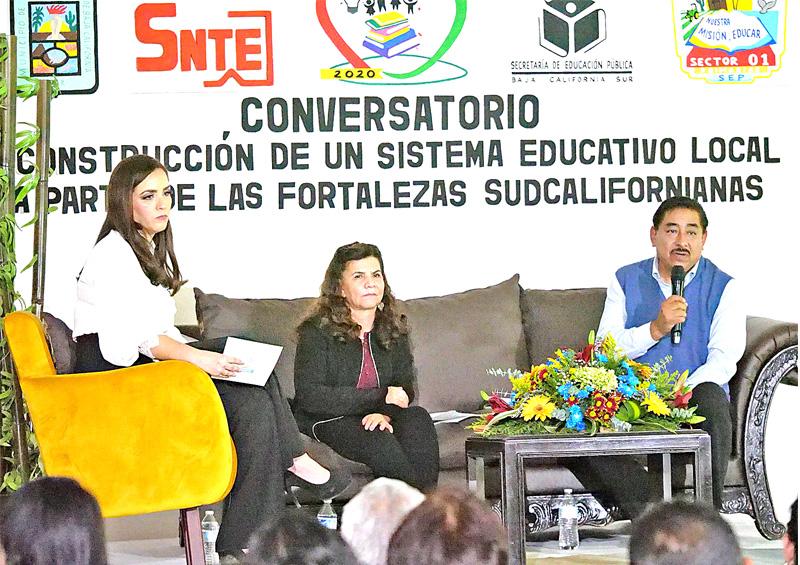 Asisten al conversatorio “Construcción del Sistema Educativo Local” Asisten al conversatorio “Construcción del Sistema Educativo Local”