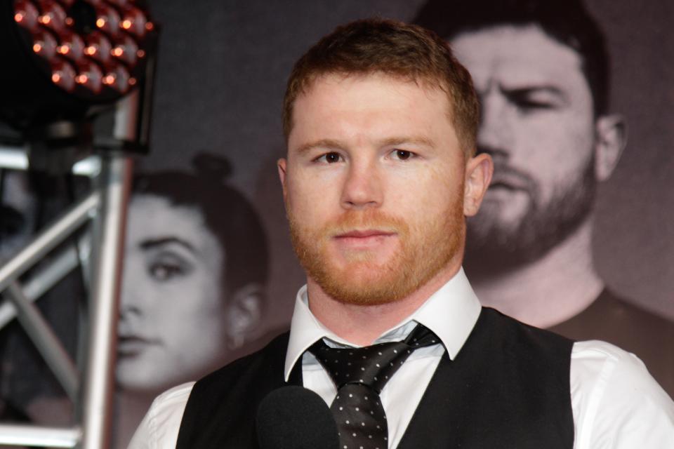“Canelo” Álvarez presentó aplicación de salud En espera de rival, “Canelo” confirma que peleará el 2 de mayo